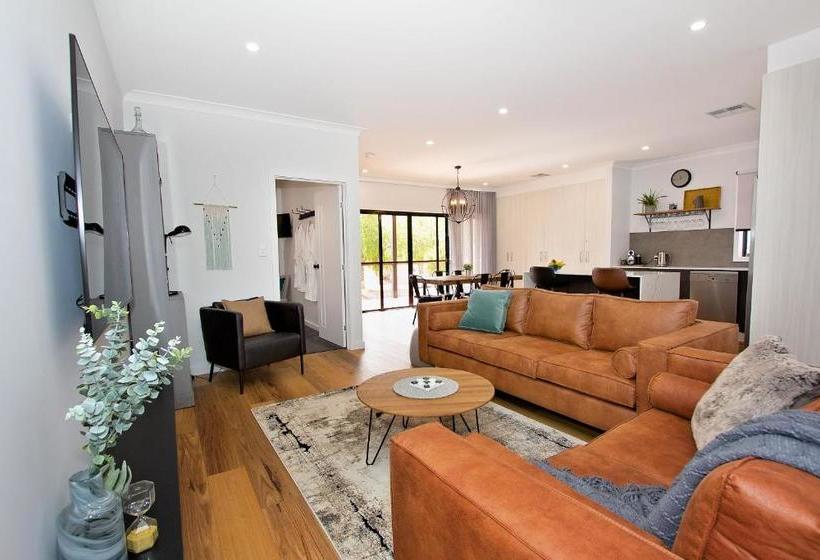 민박 The Clyde Greenock