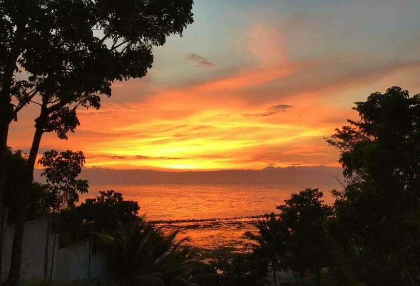 Cuestas Beach Resort And Restaurant