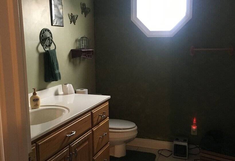 Grabers Green Gables B&b