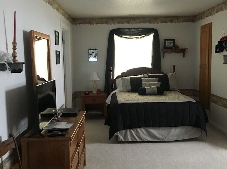 Grabers Green Gables B&b