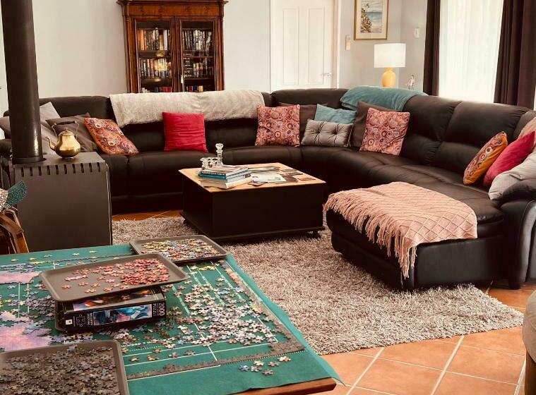 Gundaroo Manor Bed & Breakfast