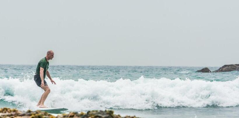 Hiriketiya Beach Hostels