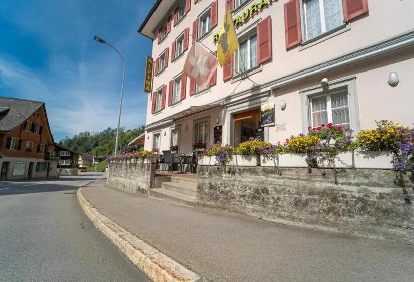 בית מלון כפרי Alpina