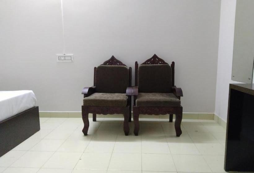 호텔 Apsara Residency