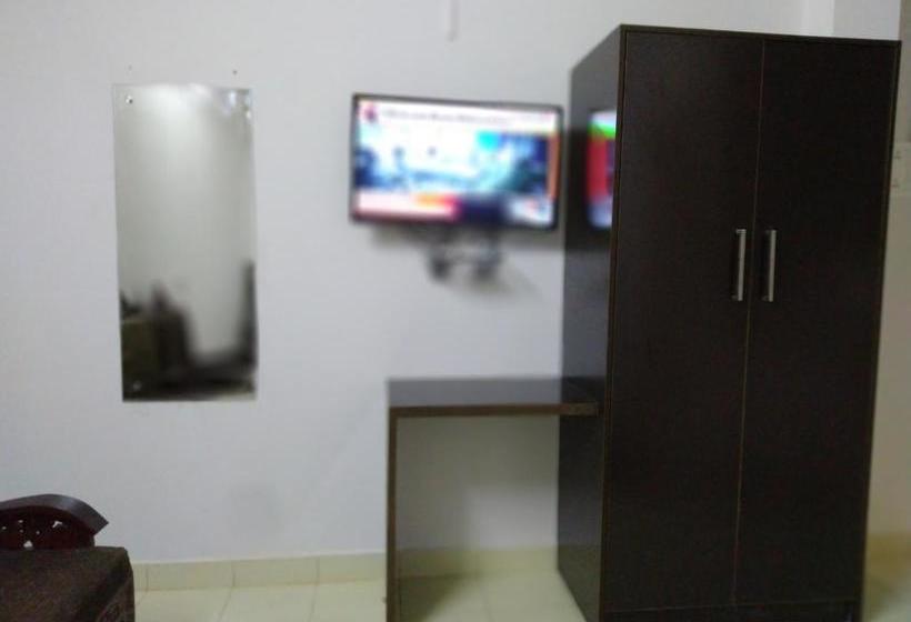 호텔 Apsara Residency