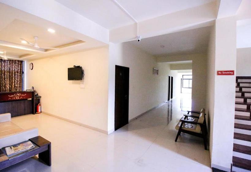 فندق Namastay Welcome Home  Abu Road