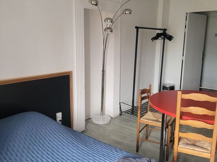 فندق Au Pont D Anjou