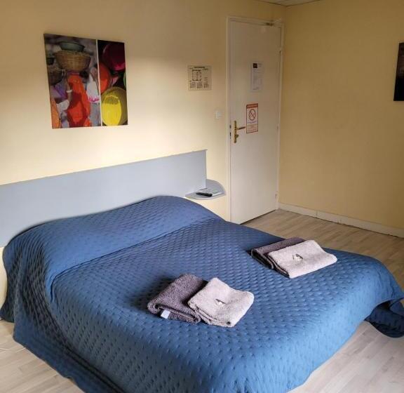 فندق Au Pont D Anjou