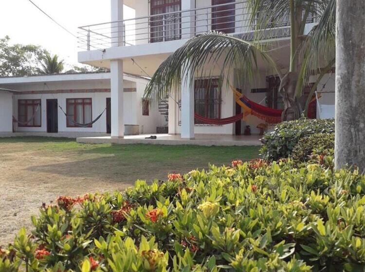 호텔 Brisas Del Mar San Antero