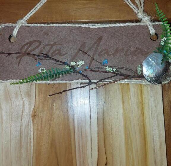 ホテル Calamari Baru