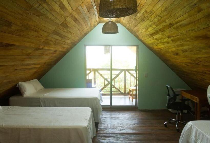 ホテル Calamari Baru