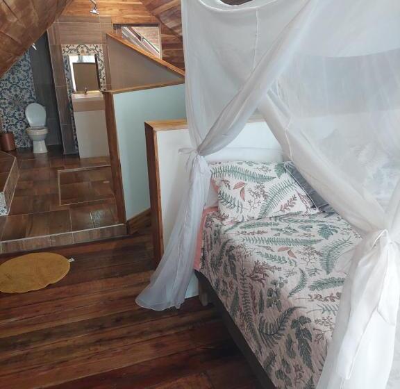 ホテル Calamari Baru