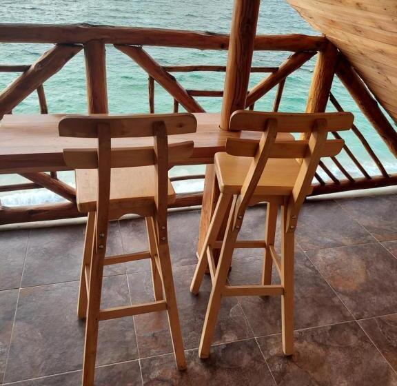 ホテル Calamari Baru