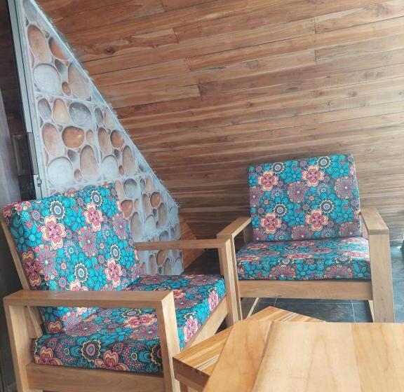 ホテル Calamari Baru