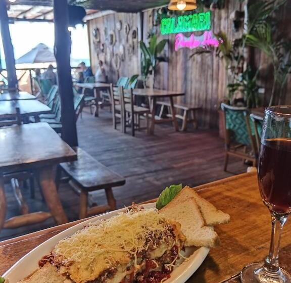 ホテル Calamari Baru