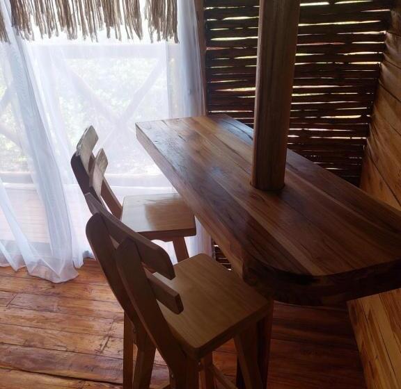 ホテル Calamari Baru