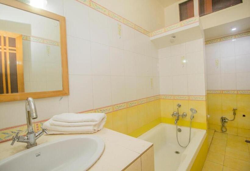 Отель Flagship 43145 Mayaban Resort