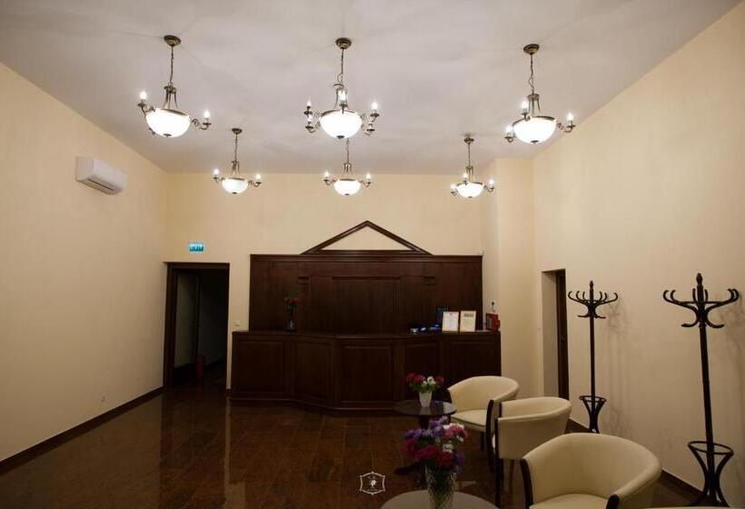 فندق Central Carei