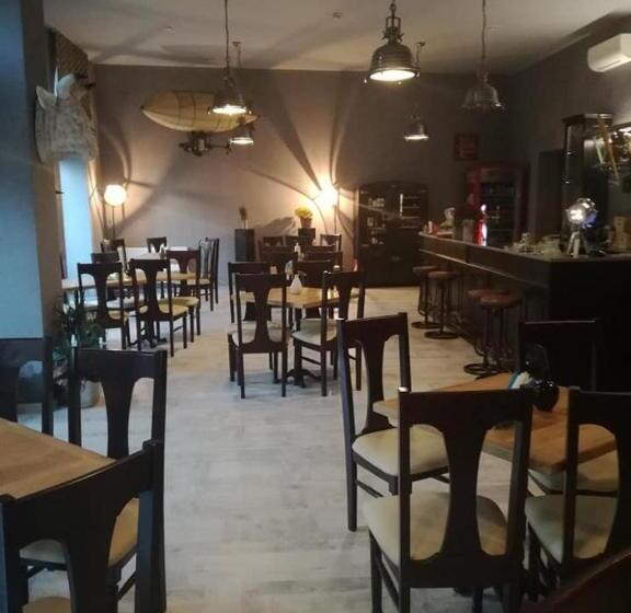 فندق Central Carei