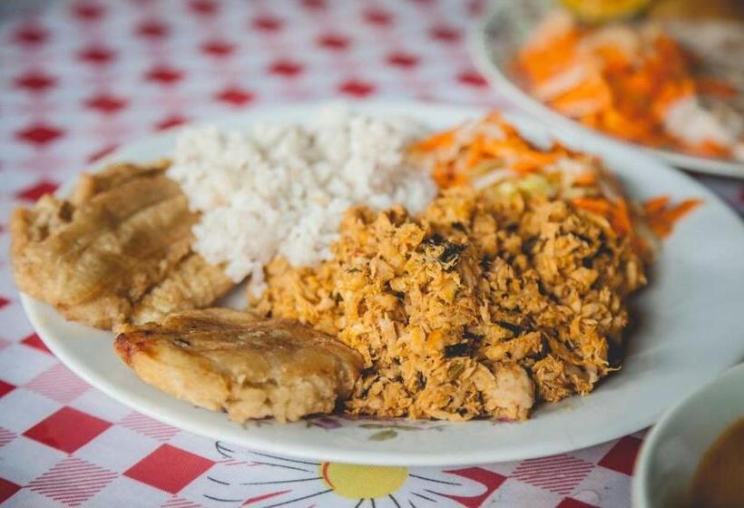 酒店 Coco Loco Lodge