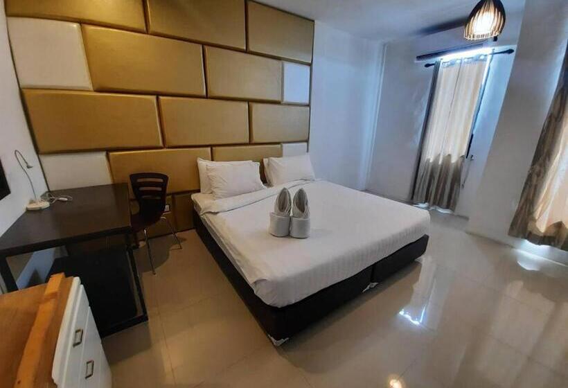 فندق Debua Mahasarakham