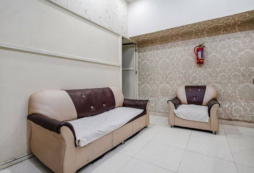 فندق Fabexpress Swara Residency