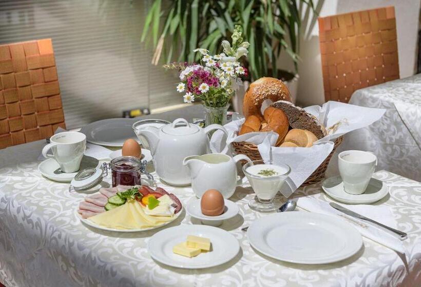 Отель Gasthof Prunner