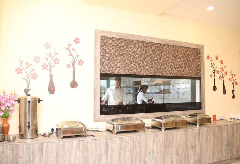 ホテル Genx Mirzapur