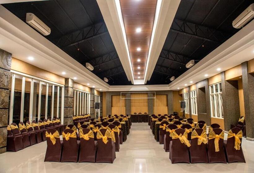 בית מלון כפרי Grand Padis