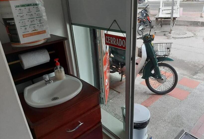 Отель Hospedaje Tuuma