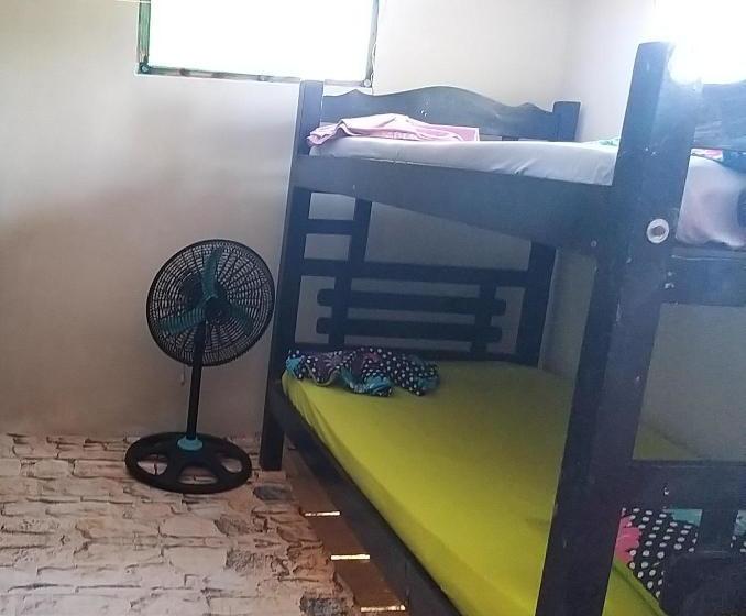 בית מלון כפרי Zulu Hostal