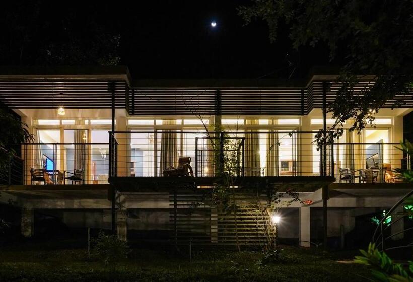 Hotel Kuruva Island Resort And Spa   By Kabini Breeze, Wayanad