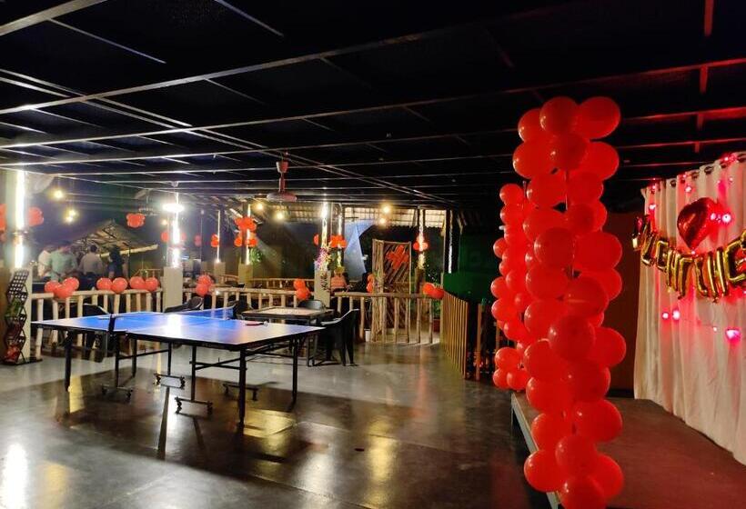 Hotel Kuruva Island Resort And Spa   By Kabini Breeze, Wayanad