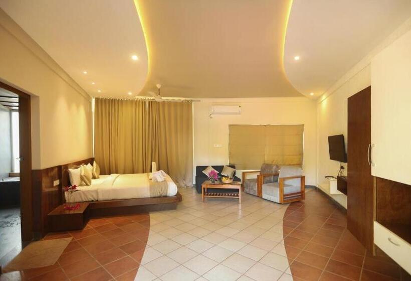 Hotel Kuruva Island Resort And Spa   By Kabini Breeze, Wayanad