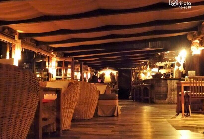 Отель La Perla Del Cabo