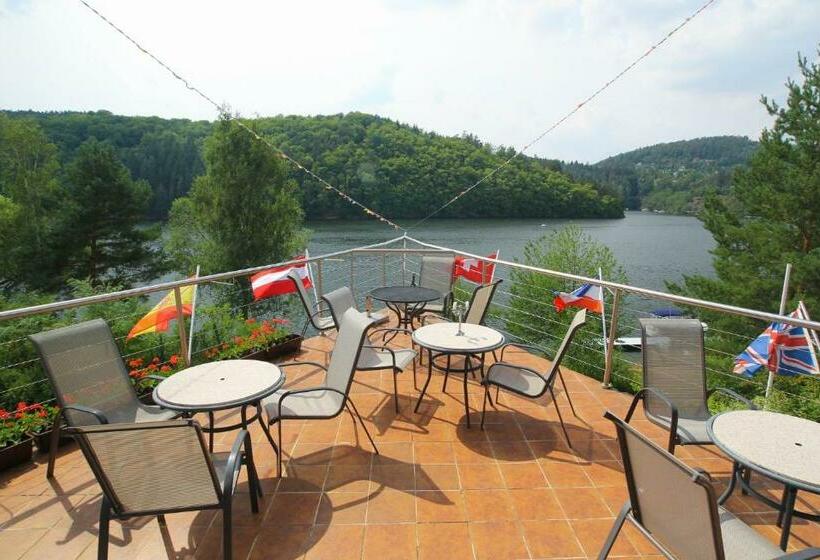 Отель Laguna Slapy