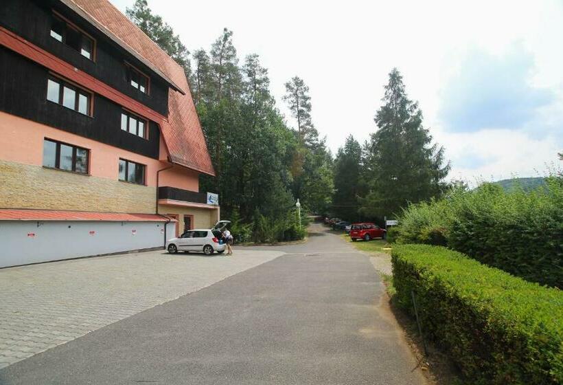 Отель Laguna Slapy