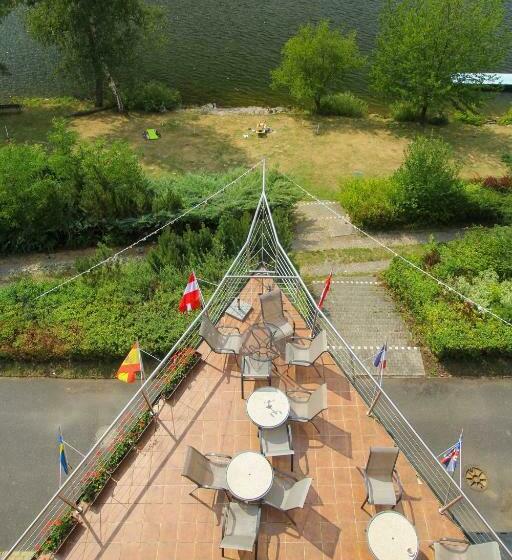 Отель Laguna Slapy