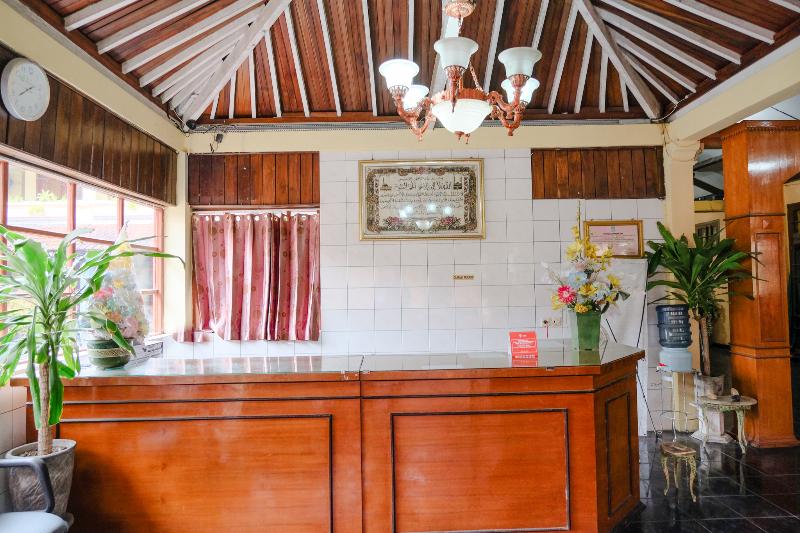 בית מלון כפרי Oyo 1984  Istana Family