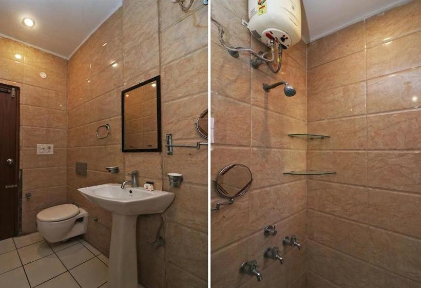 호텔 Oyo 22677  Mehfil