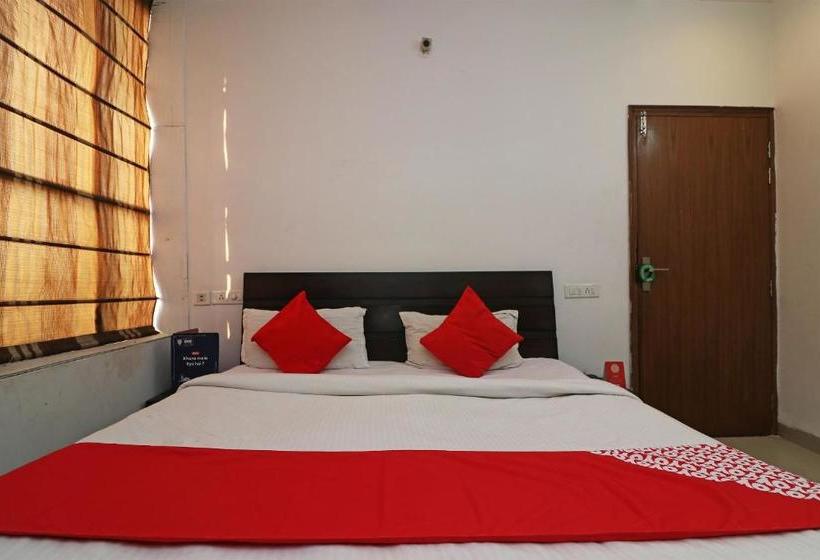 호텔 Oyo 22677  Mehfil