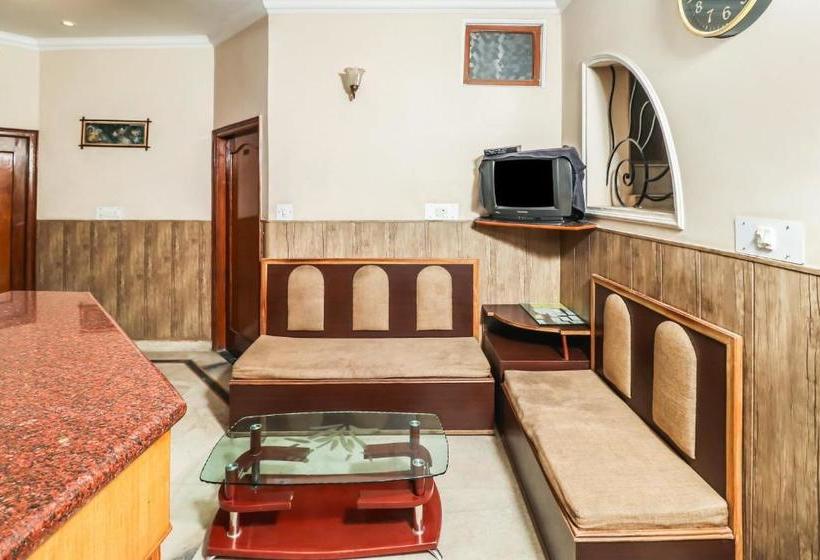 Отель Oyo 25077  Ashoka Regency