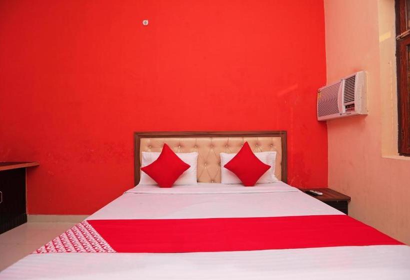 Отель Oyo 44134  Radhika Resort