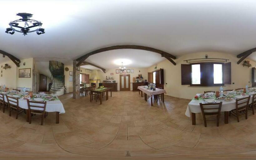 فندق Sa Tanchitta