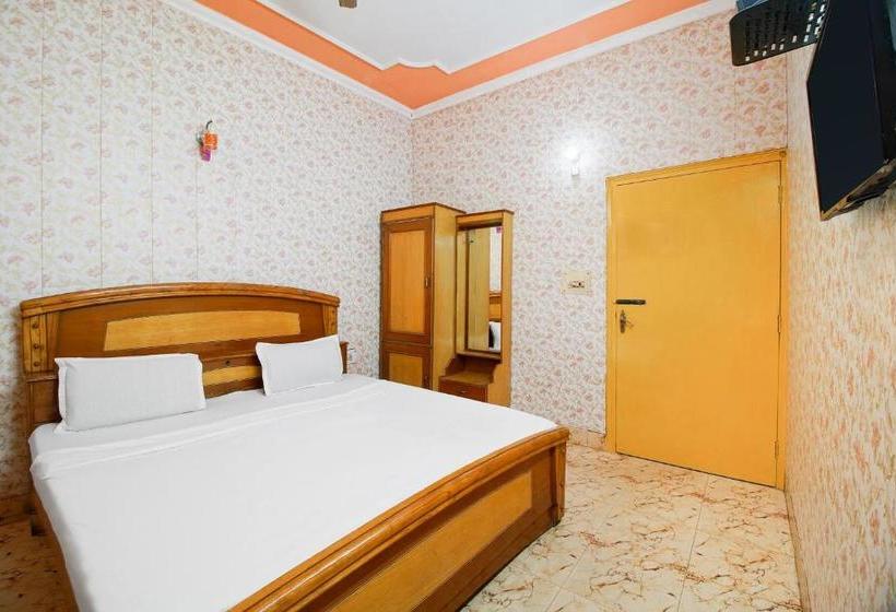 酒店 Spot On 37066 Aman Palace