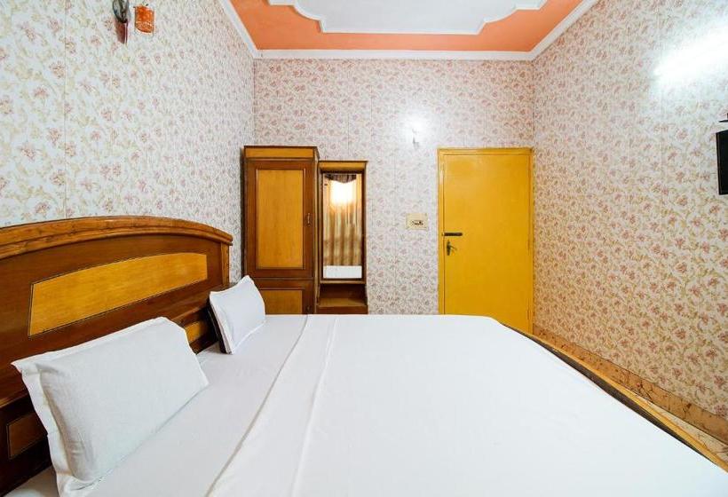 酒店 Spot On 37066 Aman Palace