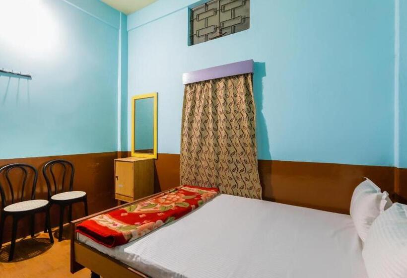 ホテル Spot On 43459 Oasis Lodge