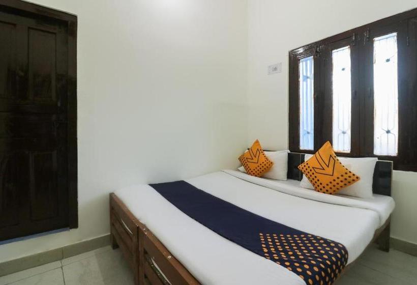 فندق Spot On 62999  Priyanka Tourist Lounge