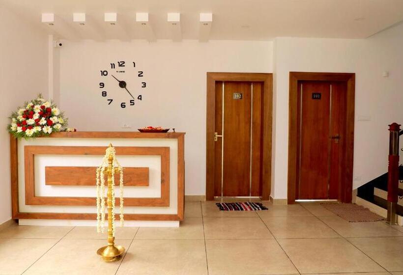 בית מלון כפרי The Anchorage Athirapilly Resort