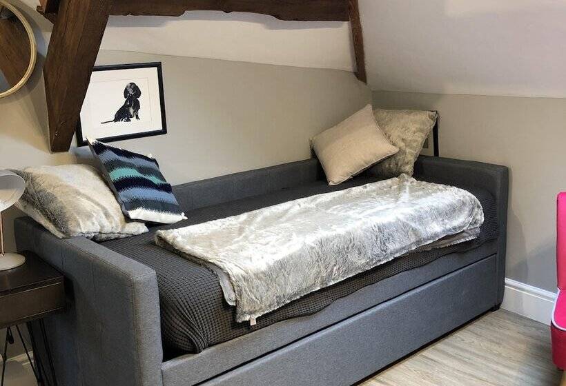 酒店 The Royal George